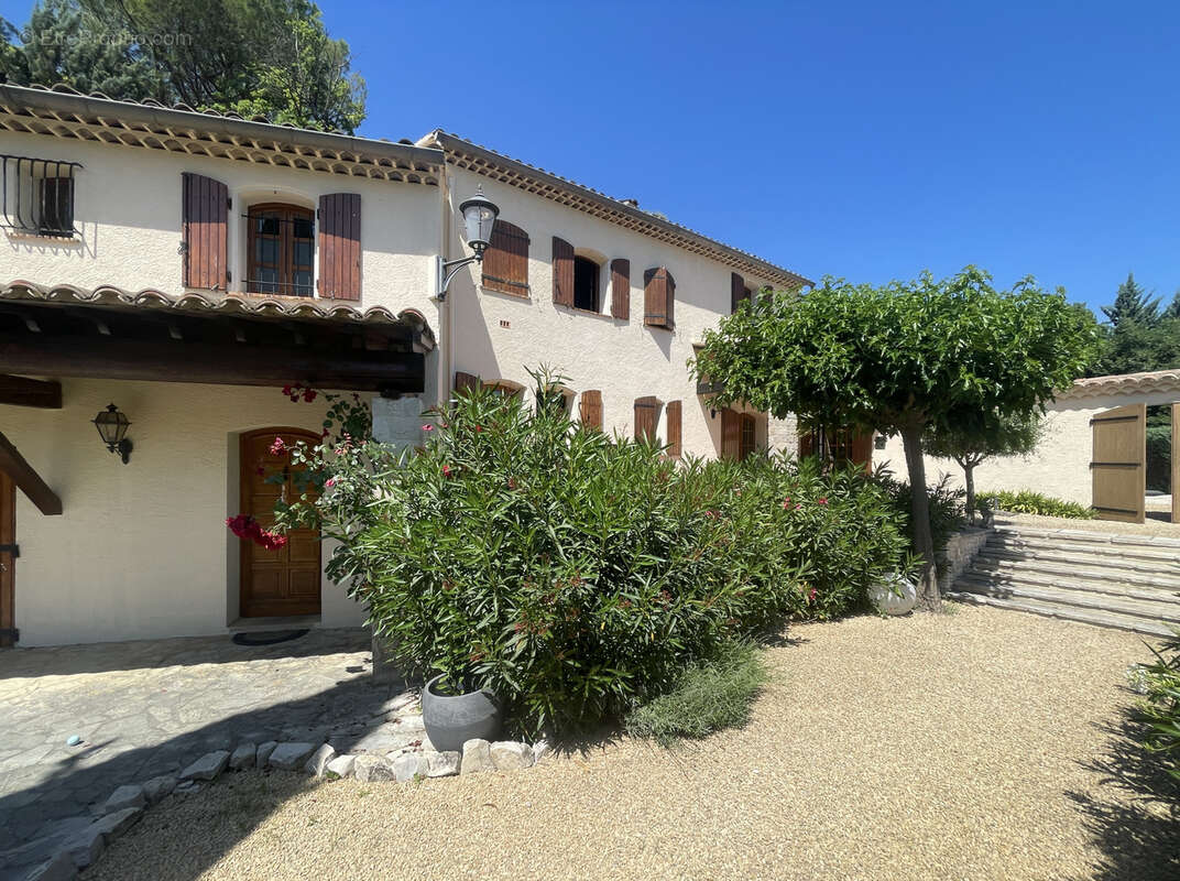 Maison à VAISON-LA-ROMAINE