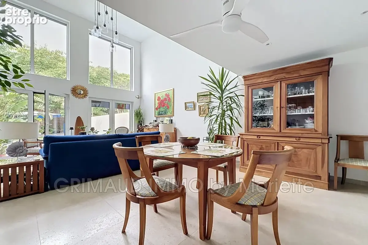 Maison 5 pièces 137 m² à vendre à Cogolin (83310) - photo 5