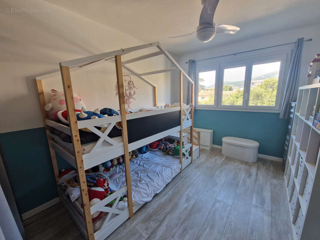 Appartement à LA VALETTE-DU-VAR