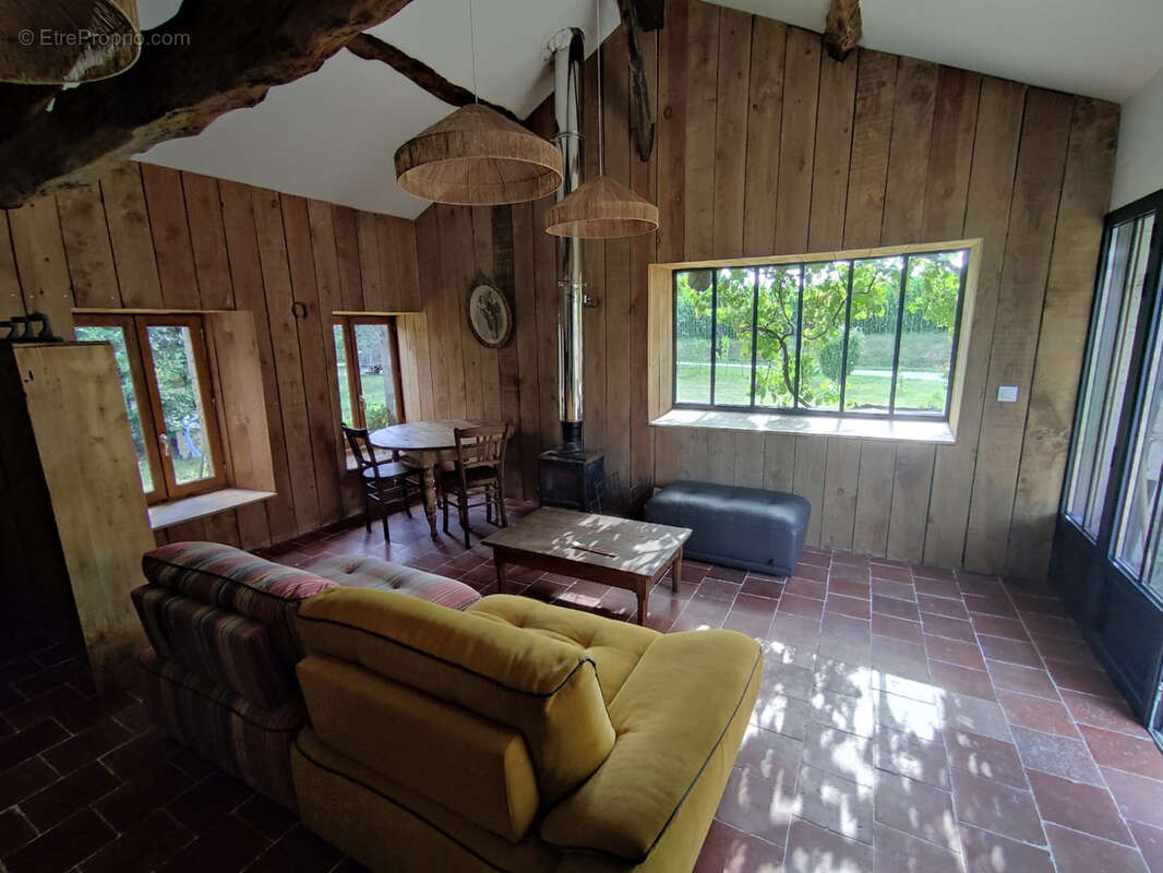 Secteur condom—maison de hameau avec dependances sur 1658m2 - photo 23