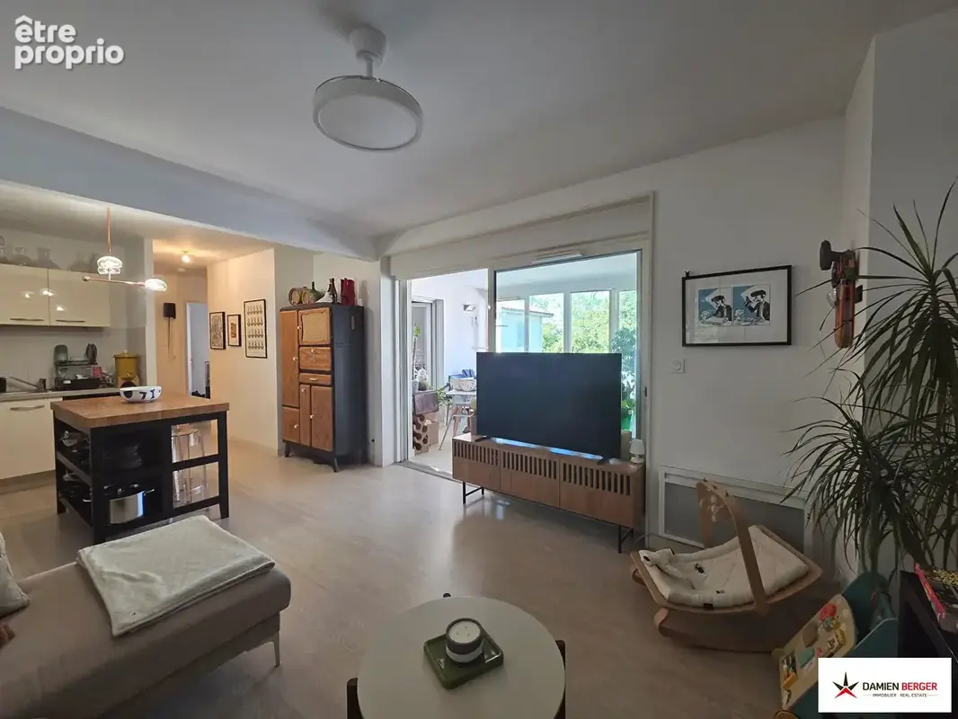 Appartement T3 récent proche vieux port. - photo 3