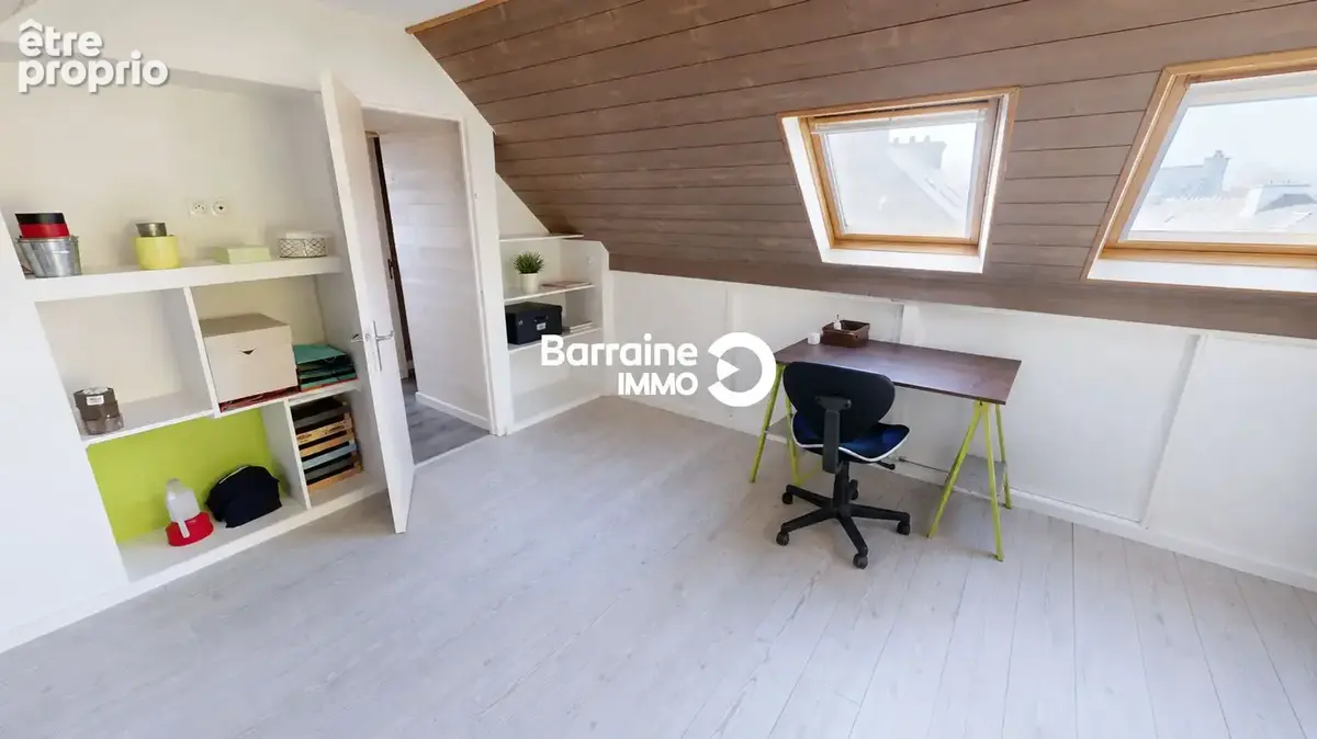 À vendre : Appartement spacieux de 5 pièces à Plourin les Morlaix ! - photo 12