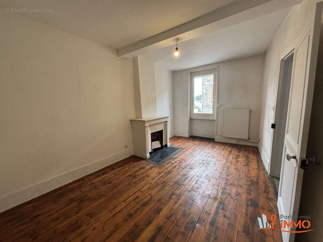 Maison 74 m² à Sury-Le-Comtal  - photo 2