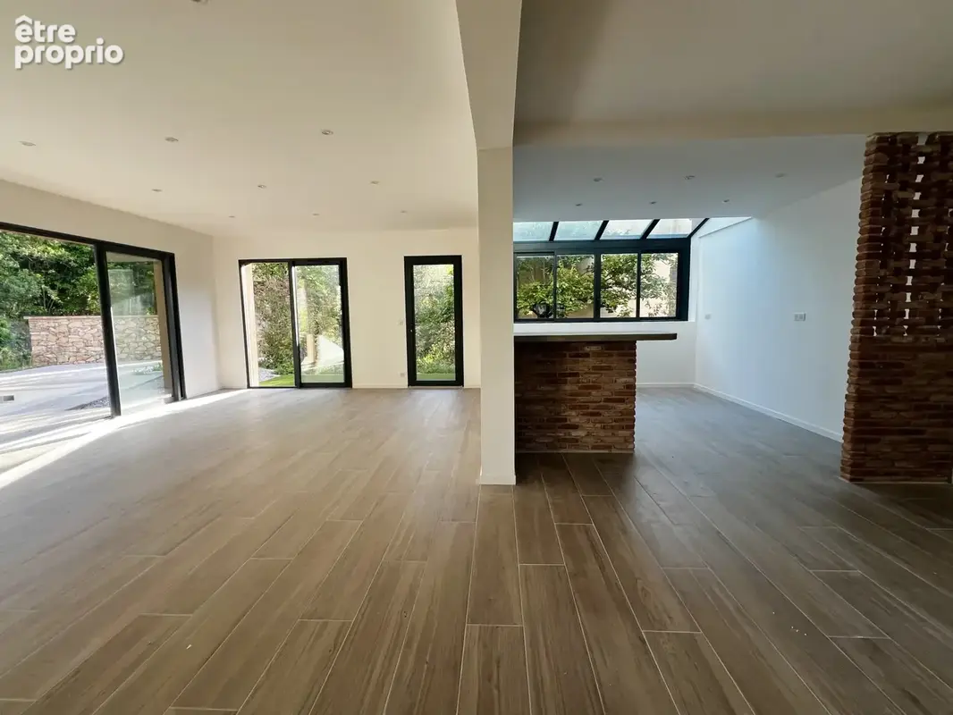 Superbe maison NEUVE de 170m2 -  5 chambres -  Ravissant jardin avec PISCINE - FRAIS NOTAIRES REDUITS. - photo 7