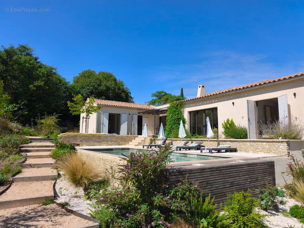 Maison à SAINT-PANTALEON