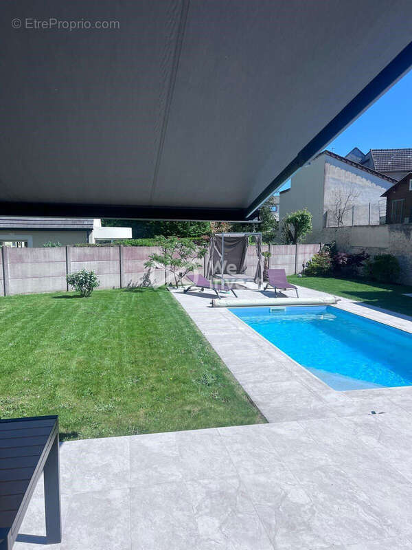 Maison à CLAYE-SOUILLY