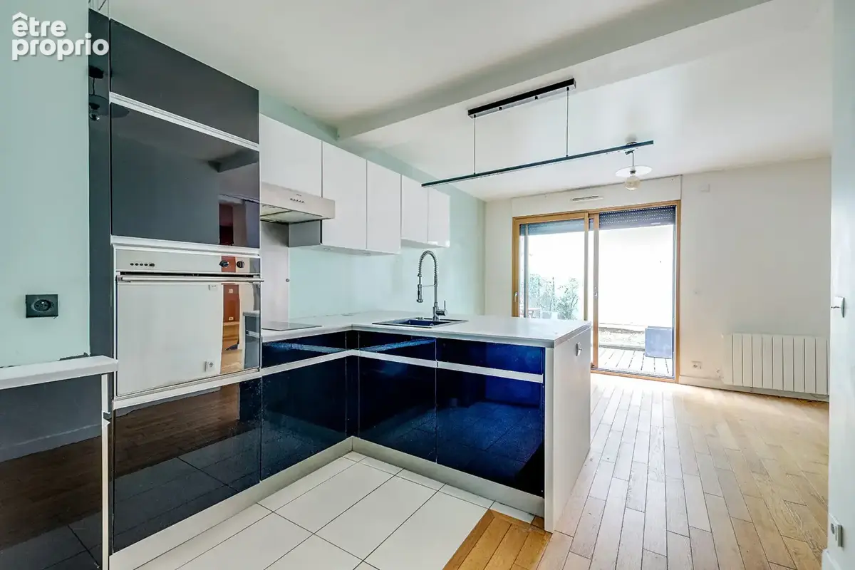 Appartement 2 pièces 53 m² · à Paris-14e · 53 m² · 490 000 €