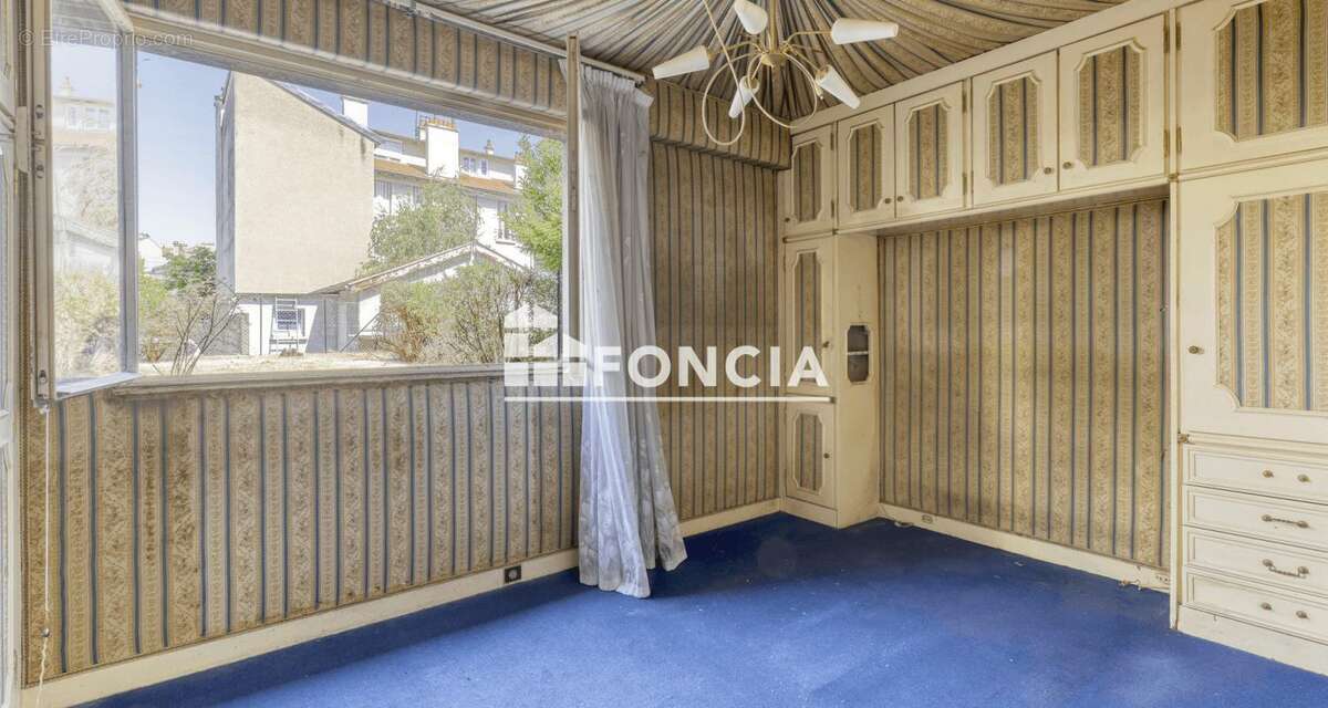 Appartement à ISSY-LES-MOULINEAUX