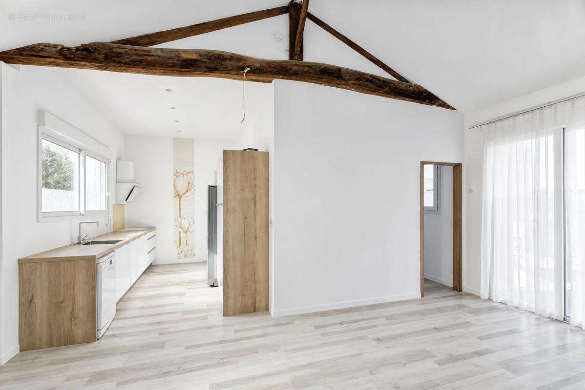 2 Maisons 1) 13 pièces de 476 m²
 2)58 m2 indépendante Cagnotte - photo 26