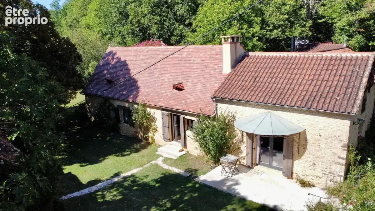 Maison de charme de plain-pied avec 2 roulottes, dépendances et plus de 4 hectares - photo 24