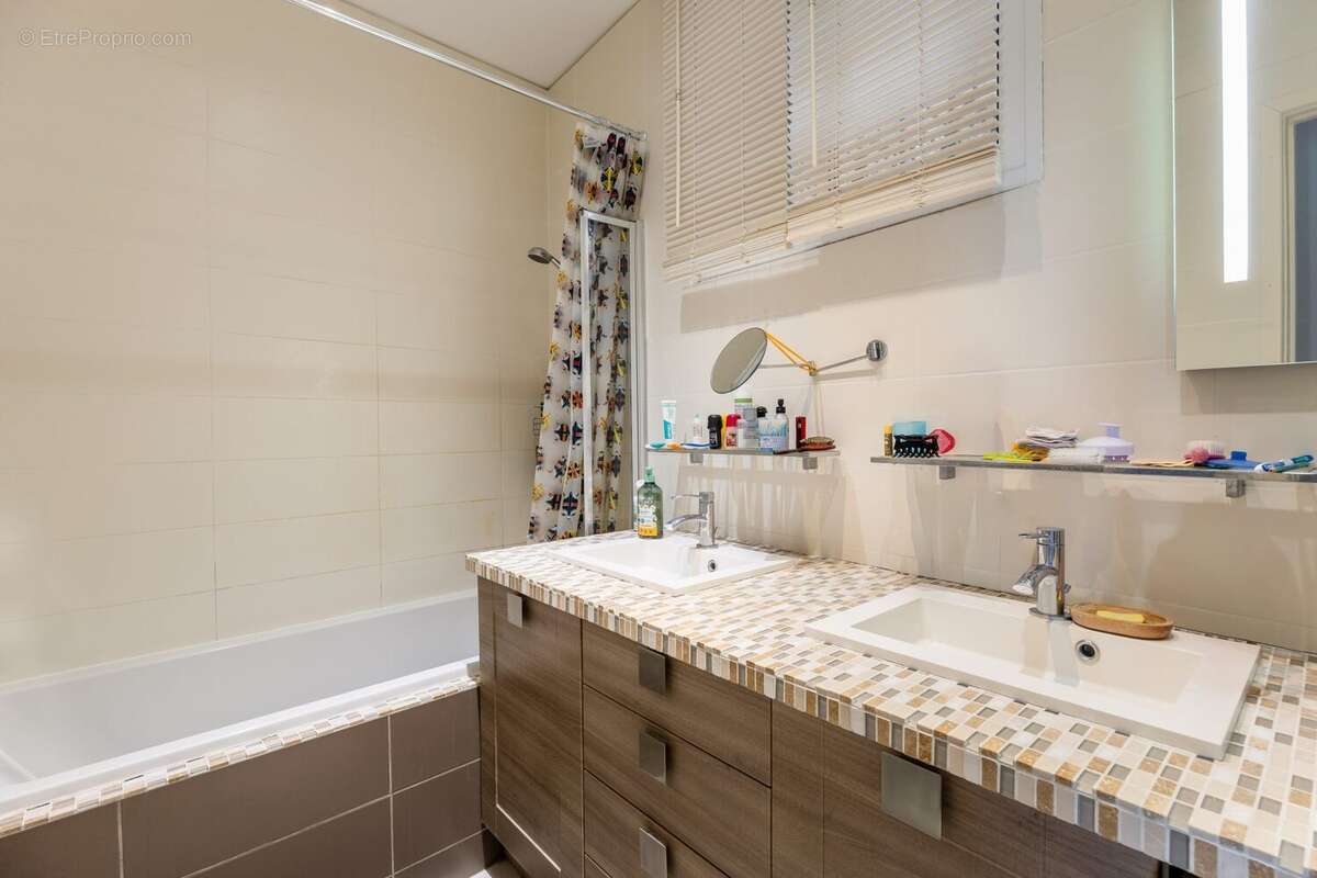 Appartement à BEAUSOLEIL
