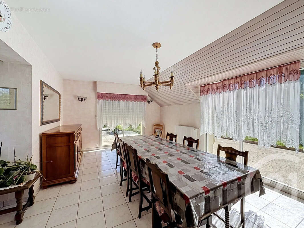Maison 124 m² à Collinee  - photo 4