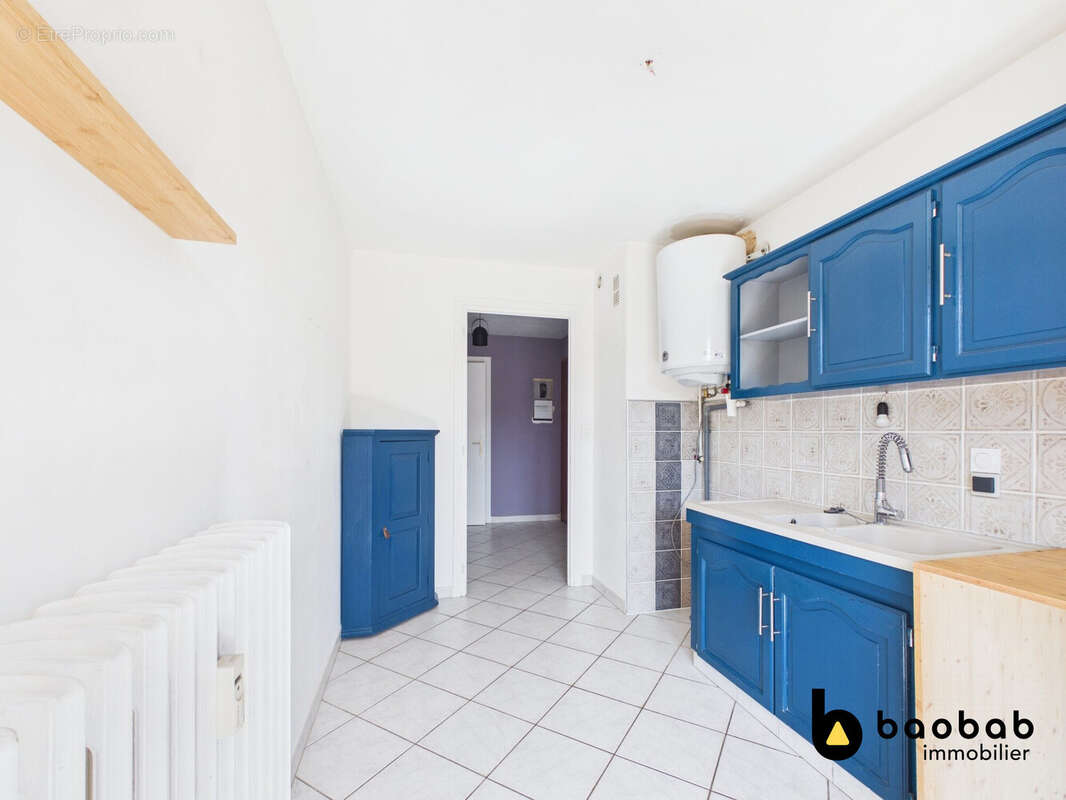 Appartement 59 m² à Chambery  - photo 4