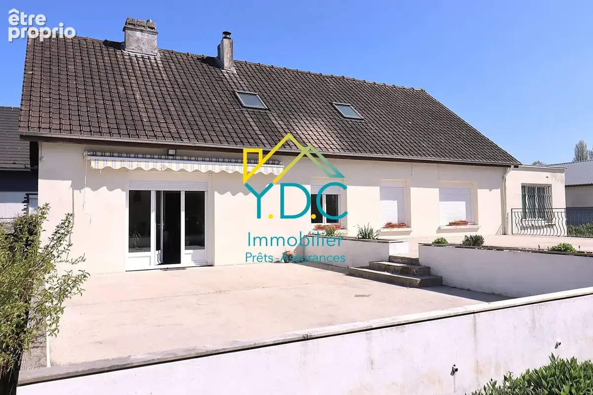 Photo Maison à Montville au prix de 312 500€
