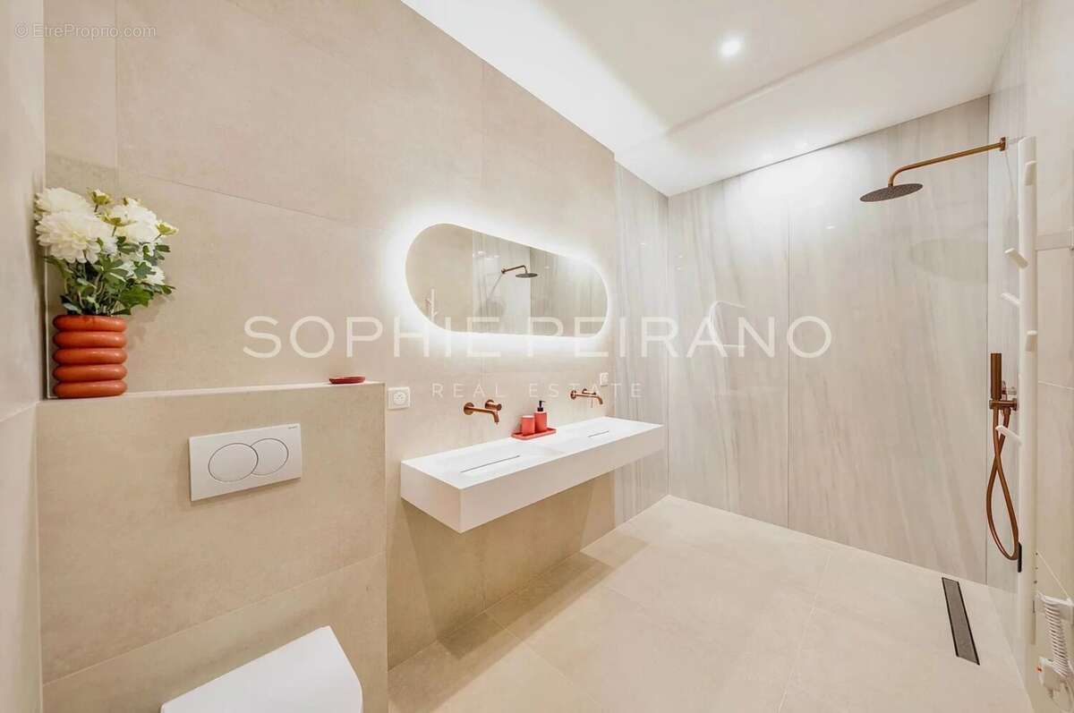 Cannes croisette - sublime appartement 3 pieces - photo 8