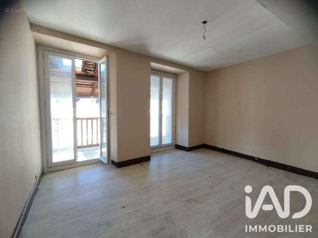 Appartement 157 m² à Arudy  - photo 6