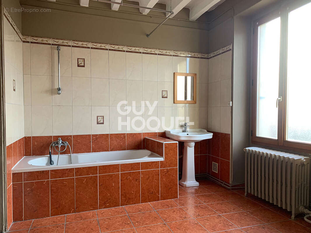 VENTE d'une maison F5 (127.30 m²) à COURTALAIN - photo 7