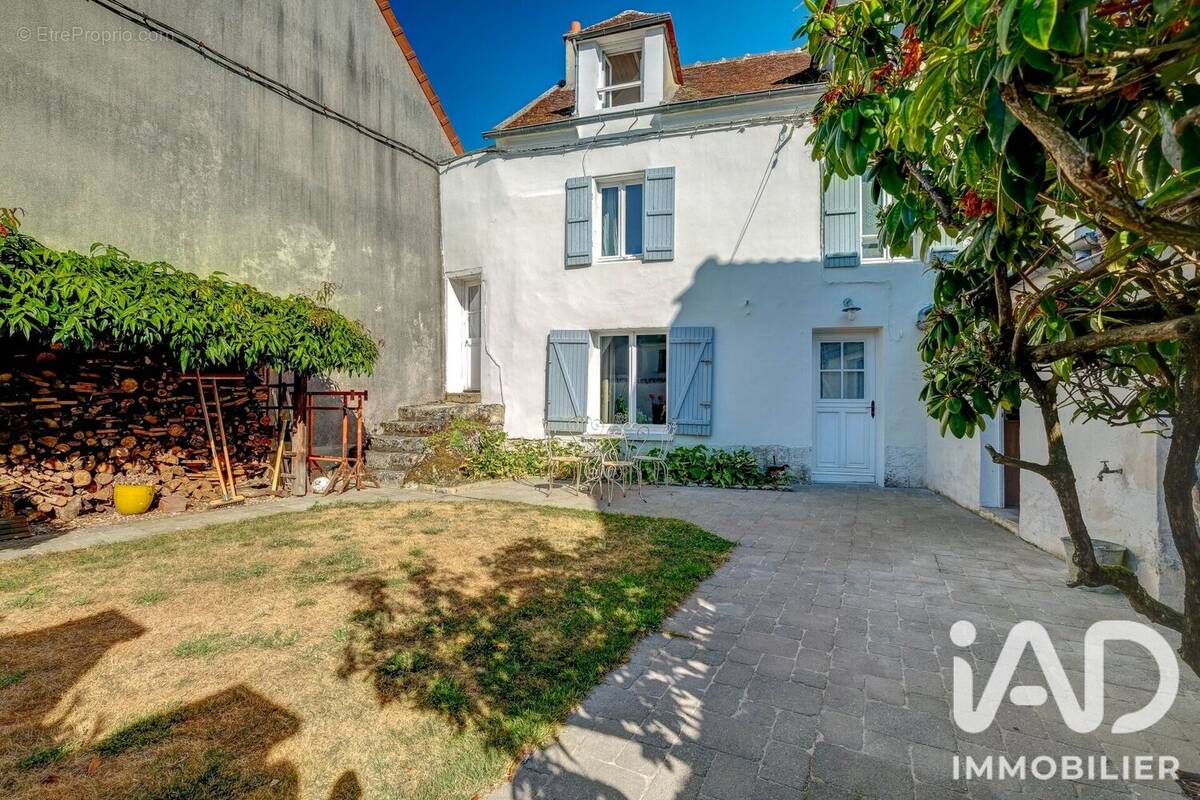 Photo 1 - Maison à MONTCEAUX-LES-MEAUX