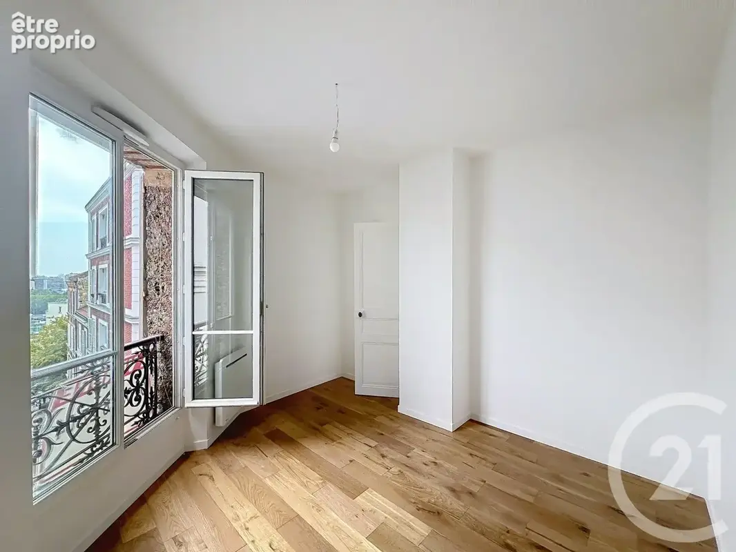 Appartement 3 pièces 55 m² à vendre à Saint-Cloud (92210) - photo 4