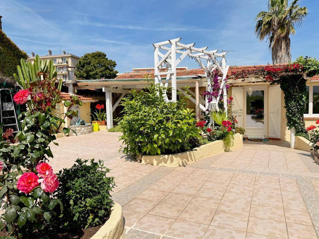 Maison à CANNES