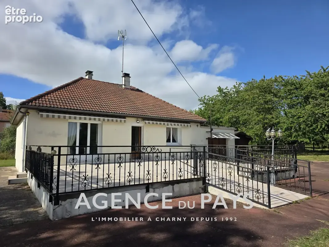 Maison à CHAMBEUGLE