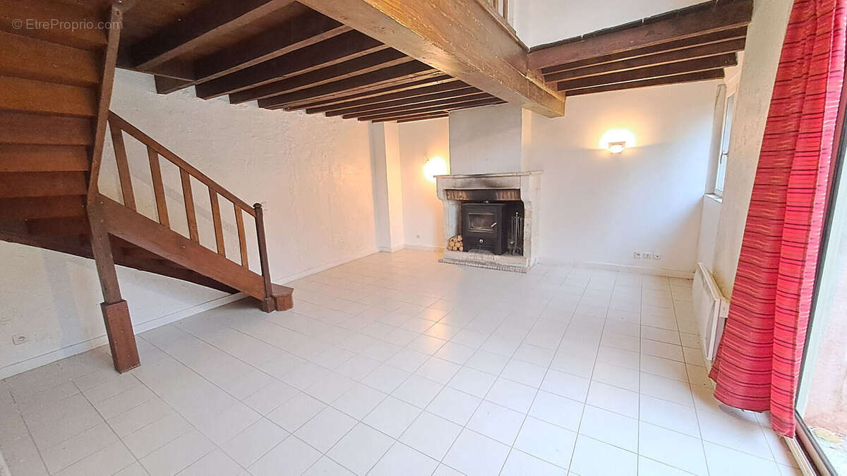 Maison à SAINT-FORGET