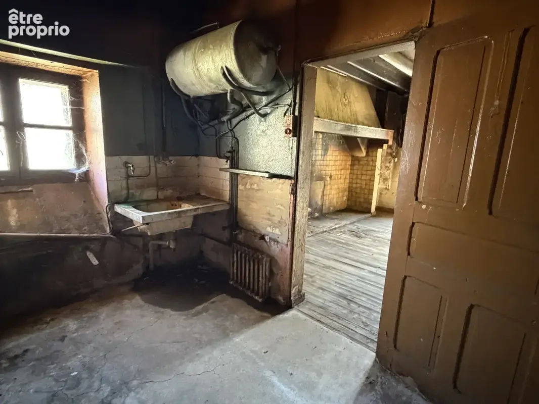 EXCLUSIVITE 144 : GR 65, Ancienne maison d'habitation à rénover sur l 'Aubrac. - photo 20