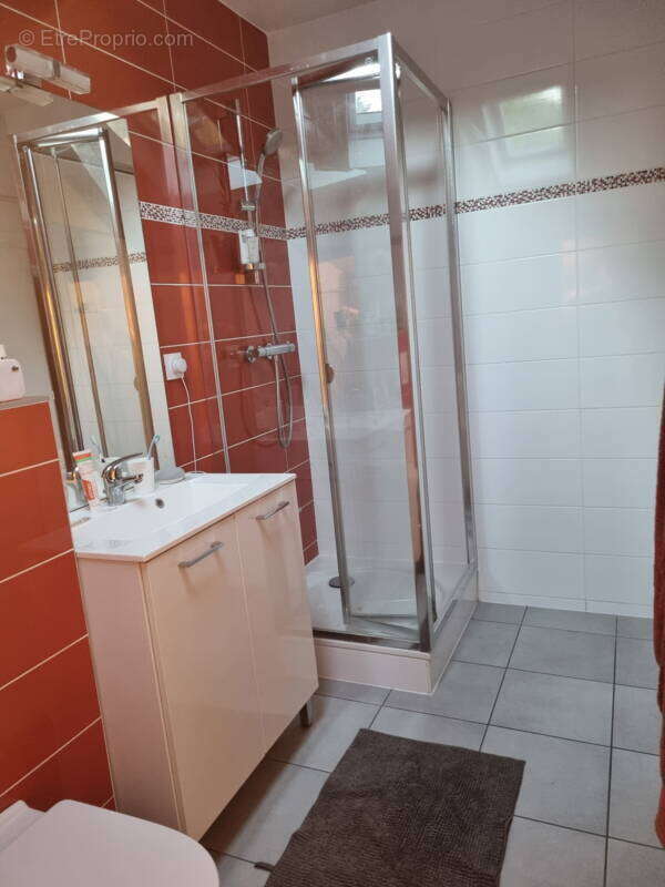 Appartement T4 au calme avec vue dégagée - photo 8