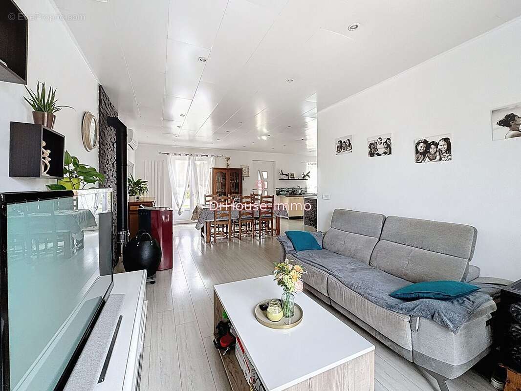 Maison à LAMONZIE-SAINT-MARTIN