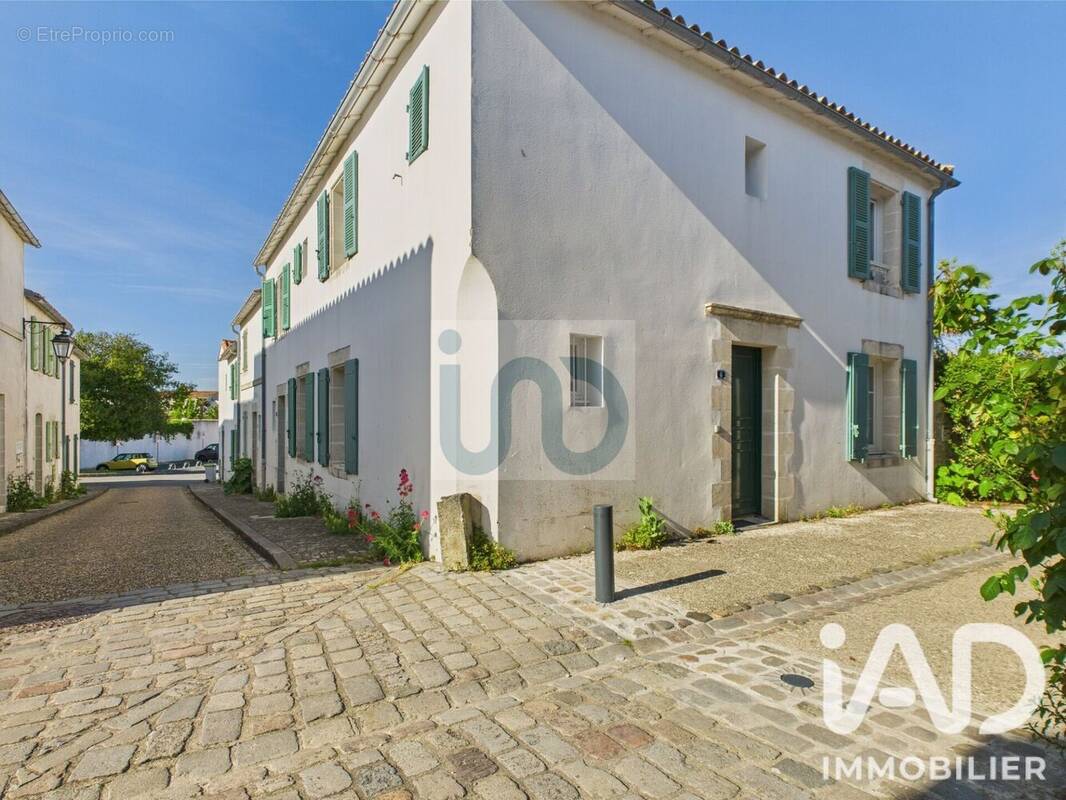 Photo 1 - Maison à SAINT-MARTIN-DE-RE