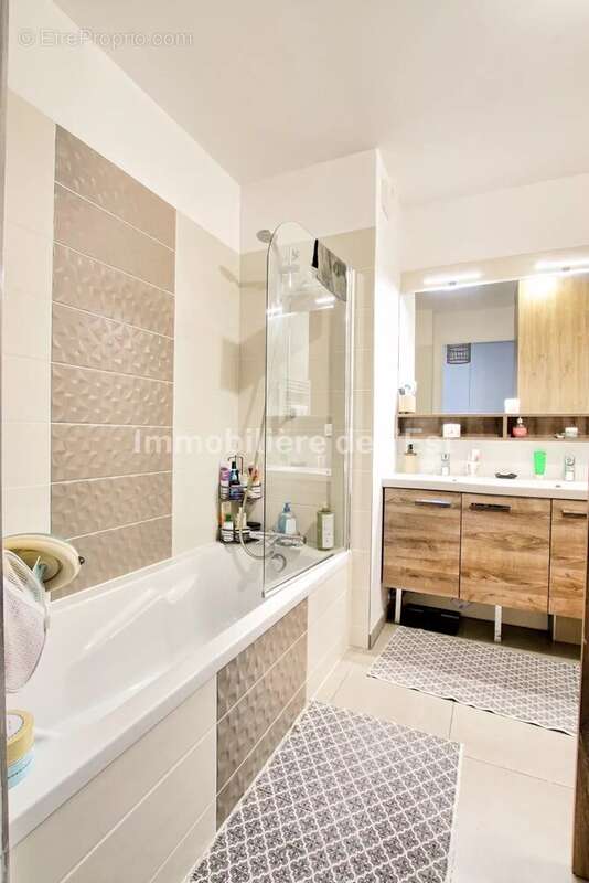 Appartement à LYON-8E