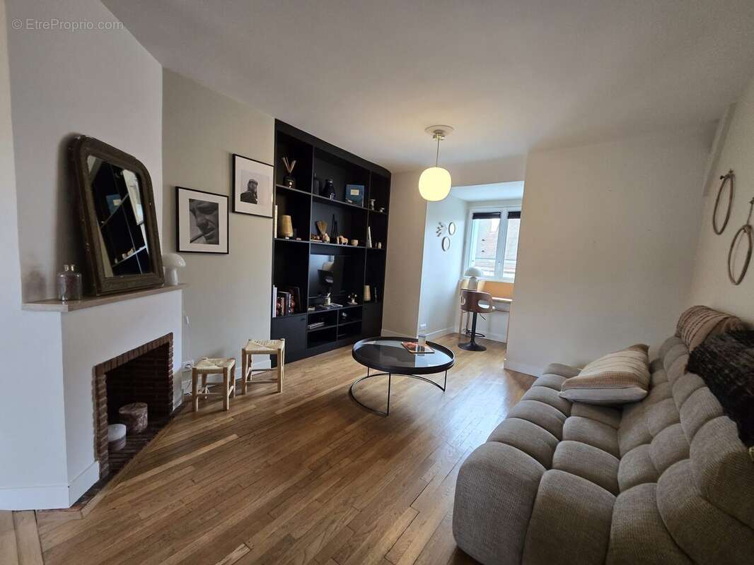 Appartement 44 m² à Evreux  - photo 2