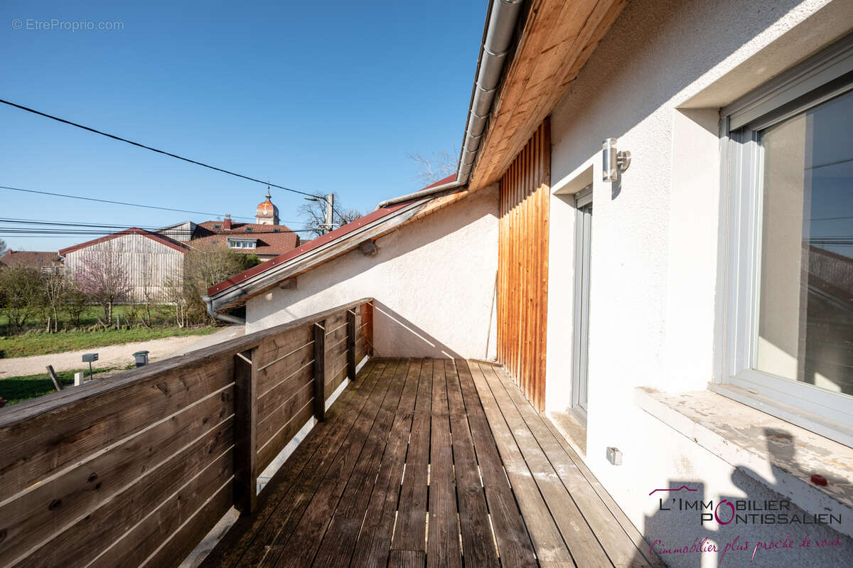 Appartement à LA PLANEE