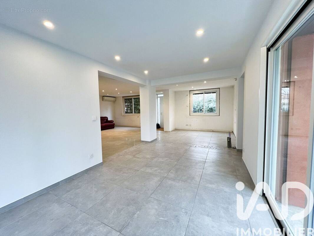 Photo 1 - Maison à SAINT-CYPRIEN