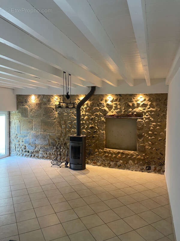 Maison à PONT-DE-L&#039;ISERE