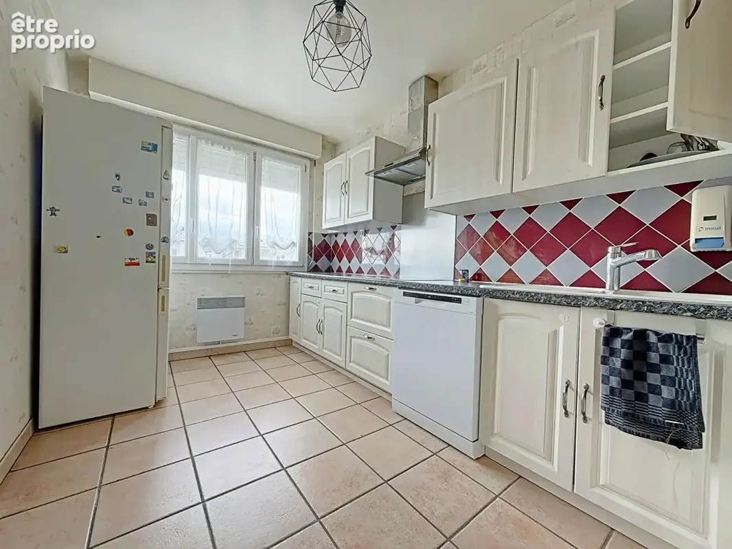 Appartement de type 4 balcon et garage reims secteur dauphinot - photo 5