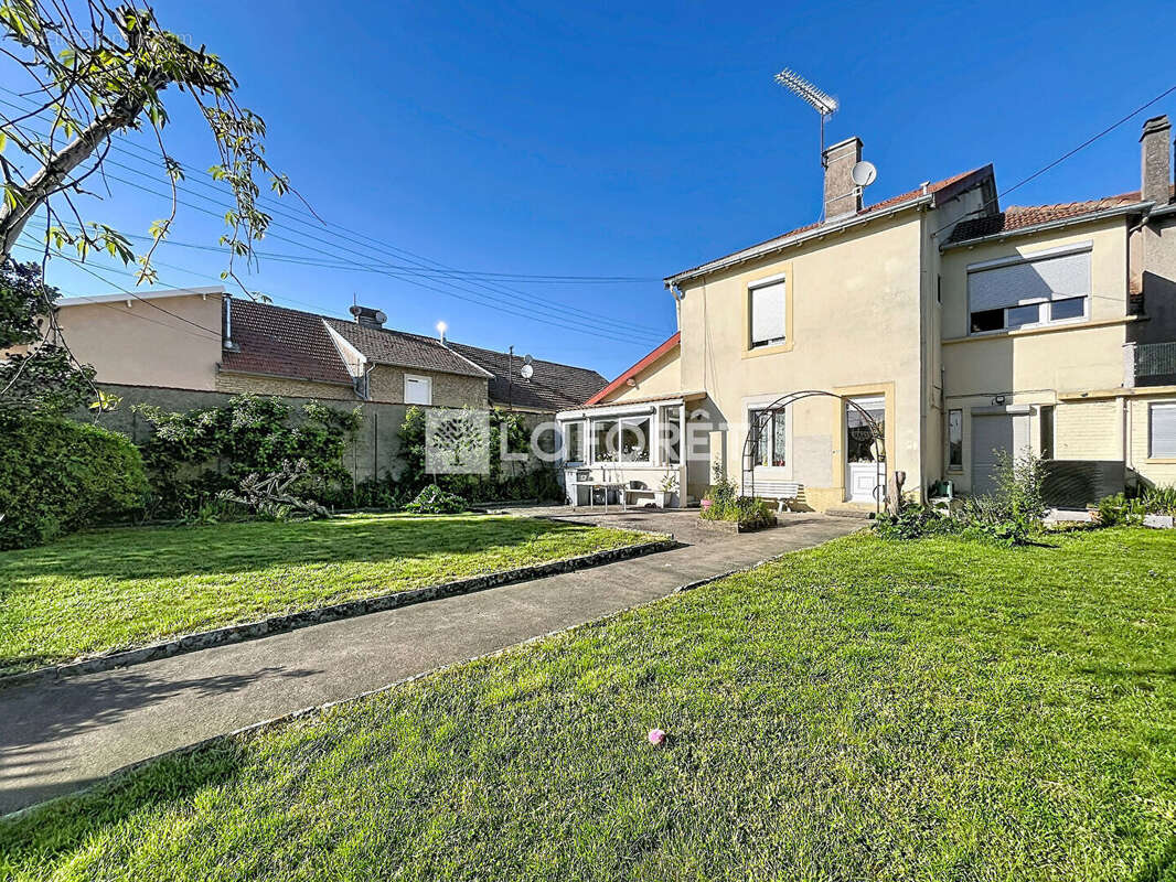 Maison à LIFFOL-LE-GRAND