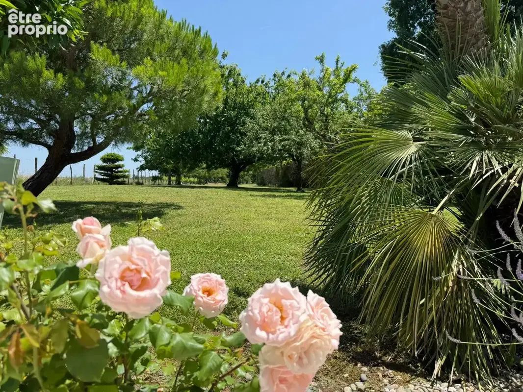 Charmante Maison en Pierre avec Piscine, Vues Panoramiques et Jardin Paisible - photo 23
