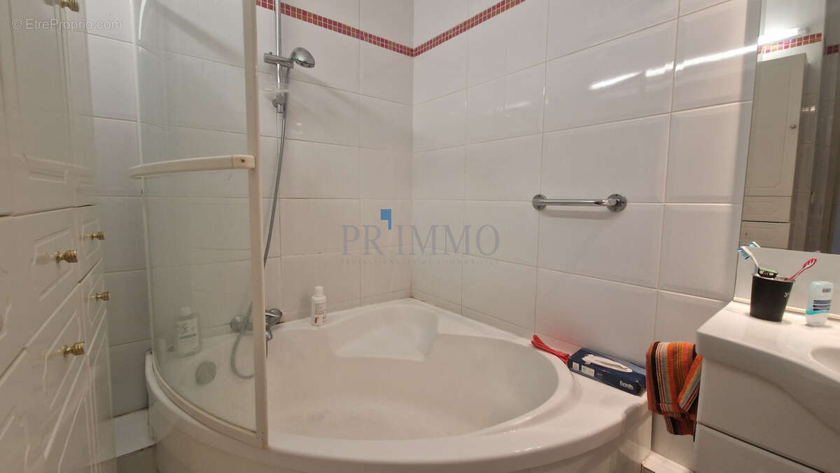 Appartement à SAINT-RAPHAEL