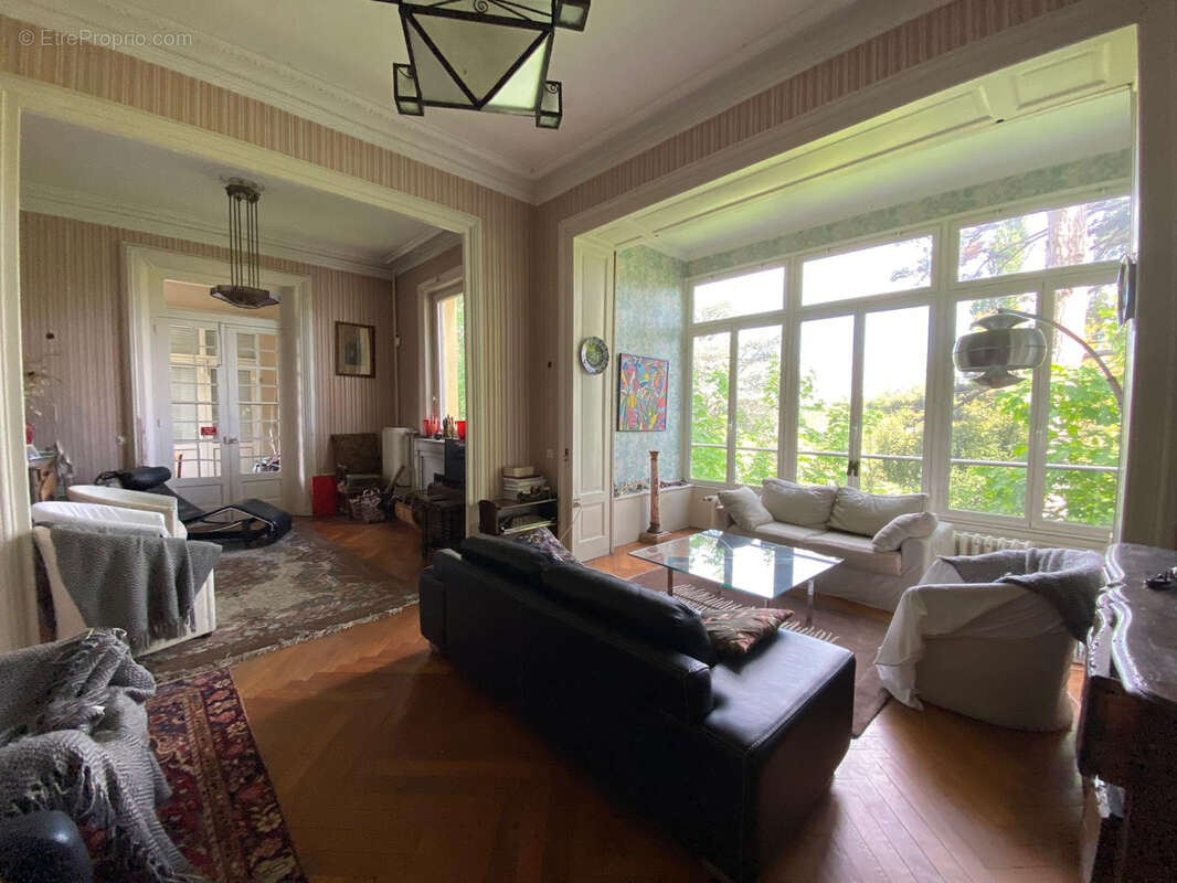 Maison à BOURG-DE-PEAGE