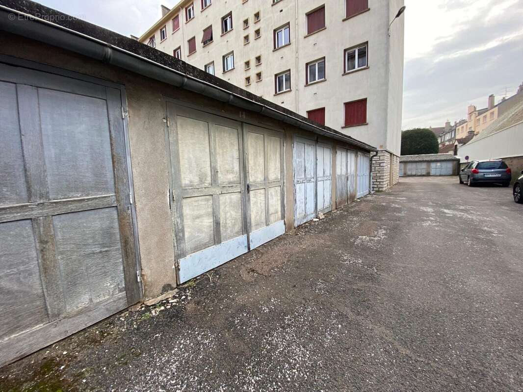 Parking à DIJON