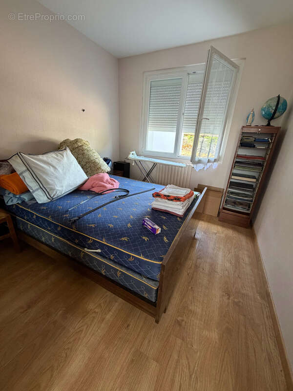 Challans - maison 2 chambres avec garage et dependance - photo 7