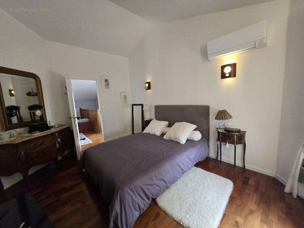 Maison à COULOUNIEIX-CHAMIERS