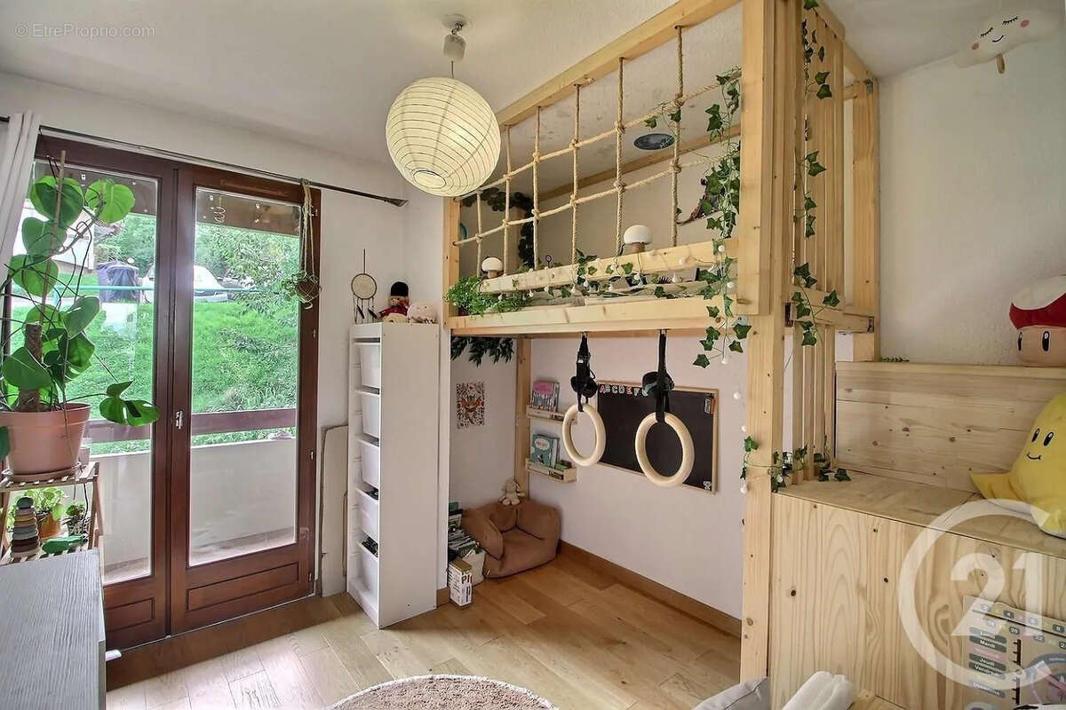 Appartement à EVIAN-LES-BAINS