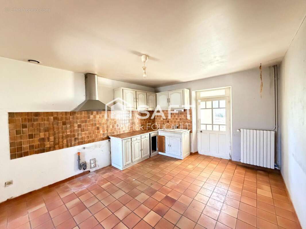 Maison 166 m² à Guesnes  - photo 4