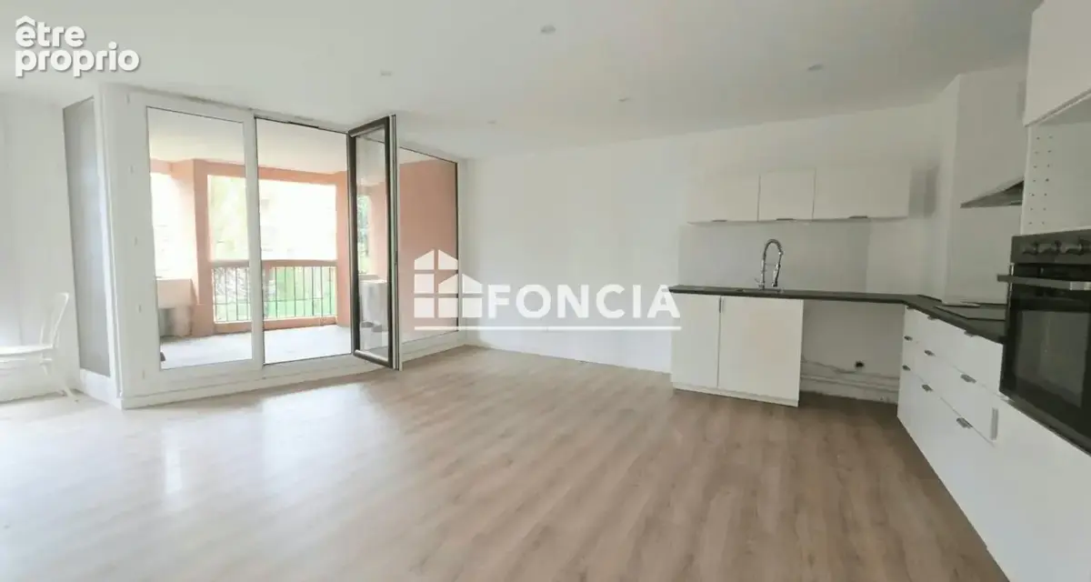 Aix-en-Provence, Copropriété La Viveraie, 1er étage avec ascenseur, T2 récemment rénové de 50m2, avec terrasse de 10,54m2 - photo 4