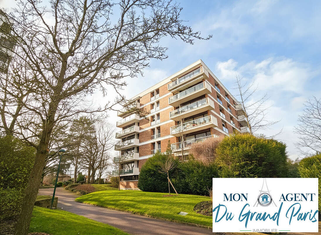 Appartement à JOUY-EN-JOSAS