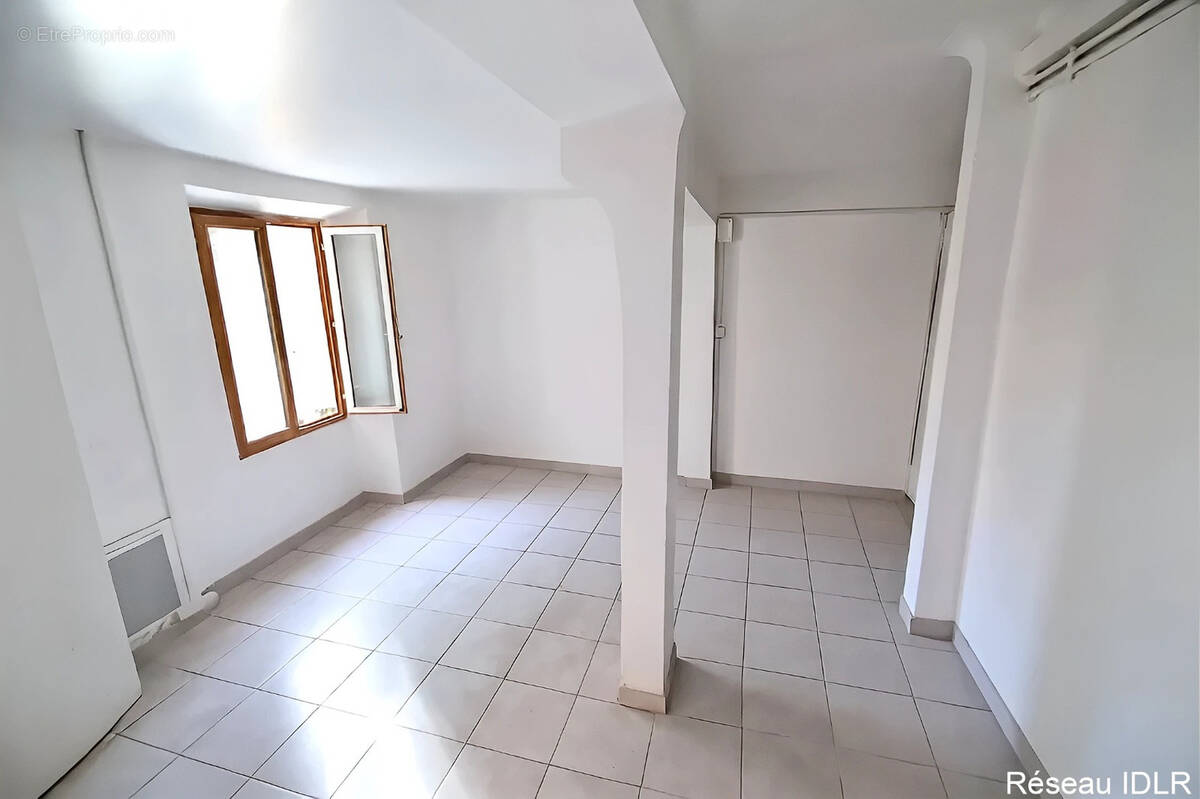 Appartement à HYERES