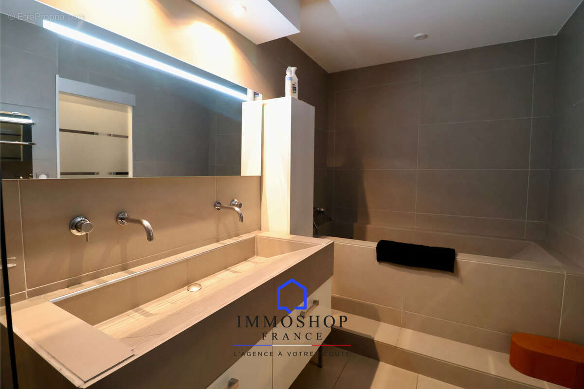 Maison à MARSEILLE-9E