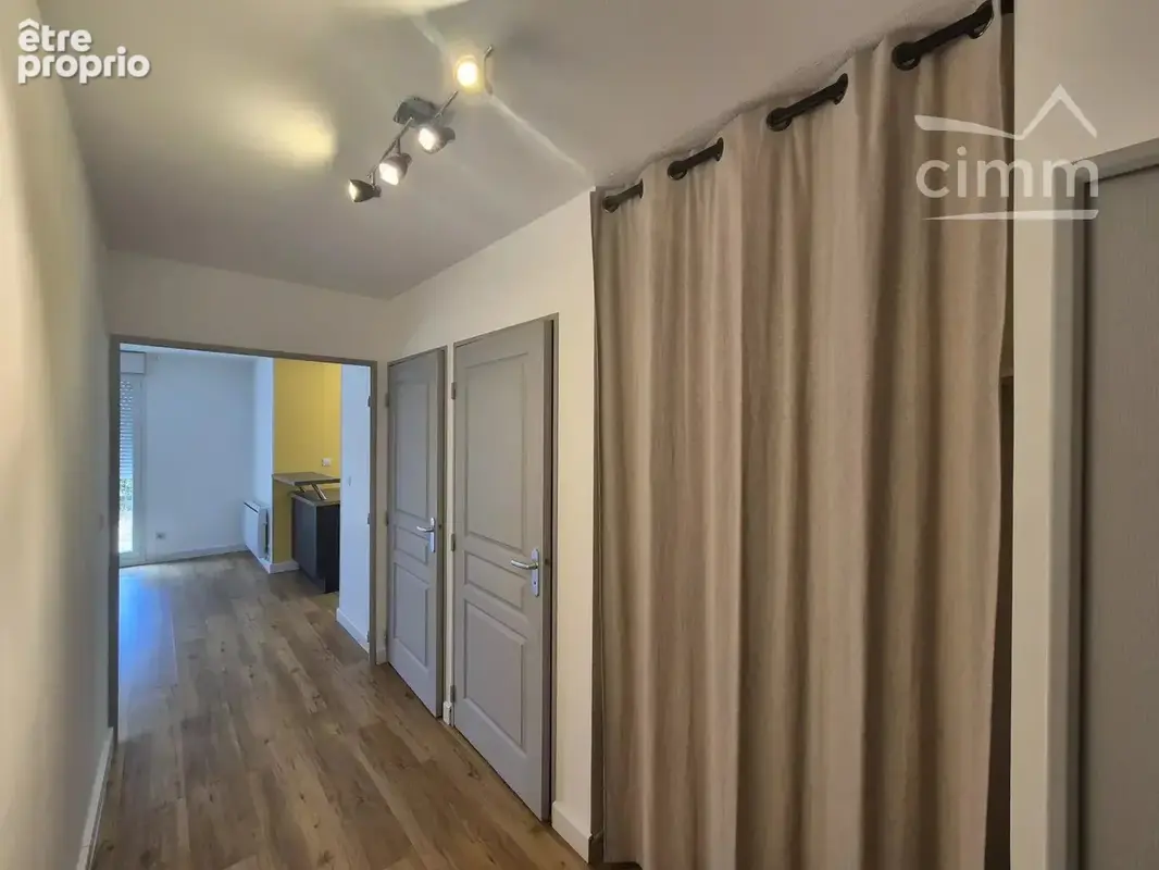 À VENDRE  Appartement 3 pièces de 65 m² dans le quartier Administratif de Blois. - photo 6
